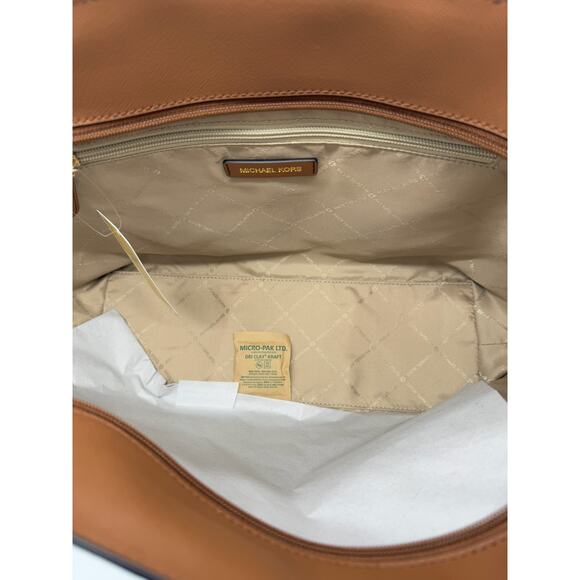 Michael Kors Jet Set Medium Tote New With Tags $448 Retail Travel Bag - Picture 5 of 13